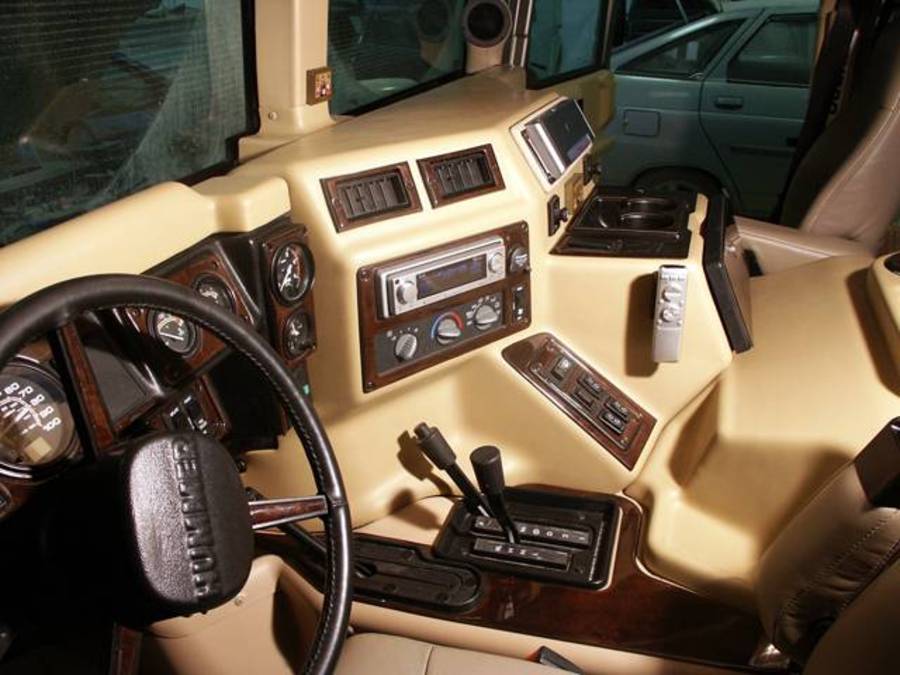 Перетяжка салона HUMMER H Перетяжка салона HUMMER H