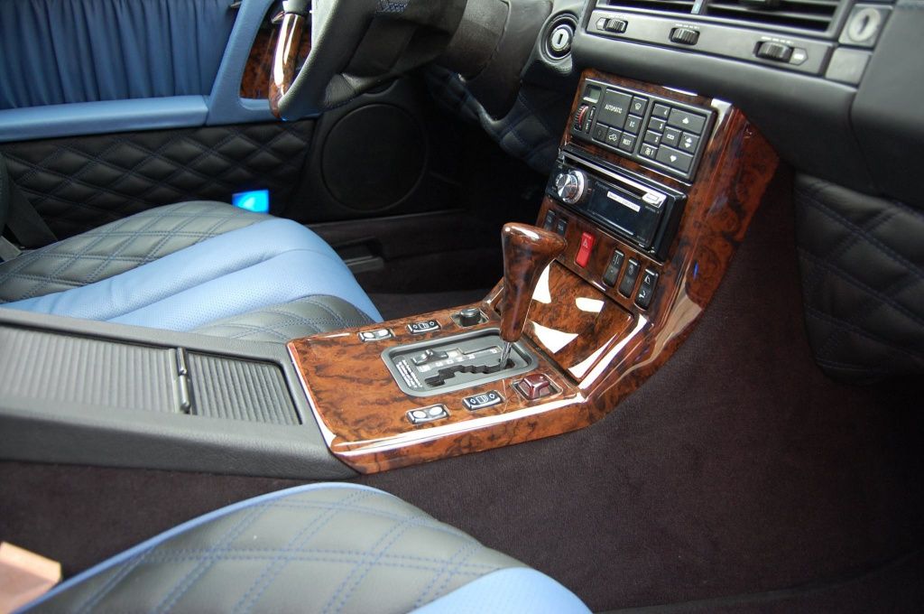 Перетяжка салона Mercedes SL 500 Перетяжка салона Mercedes SL 500