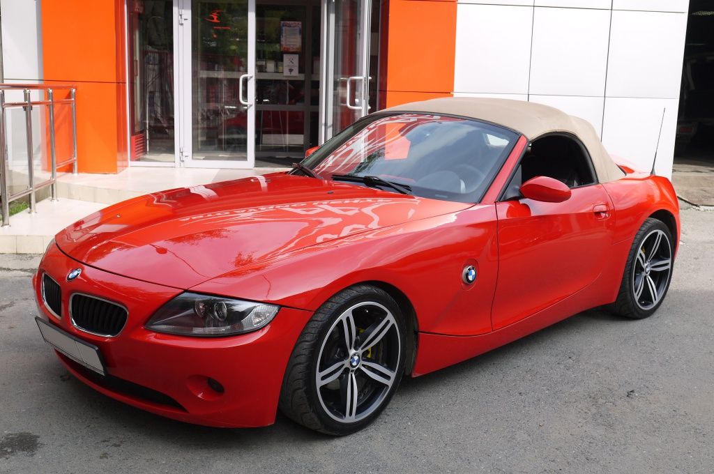 Перетяжка салона BMW Z4 Перетяжка салона BMW Z4