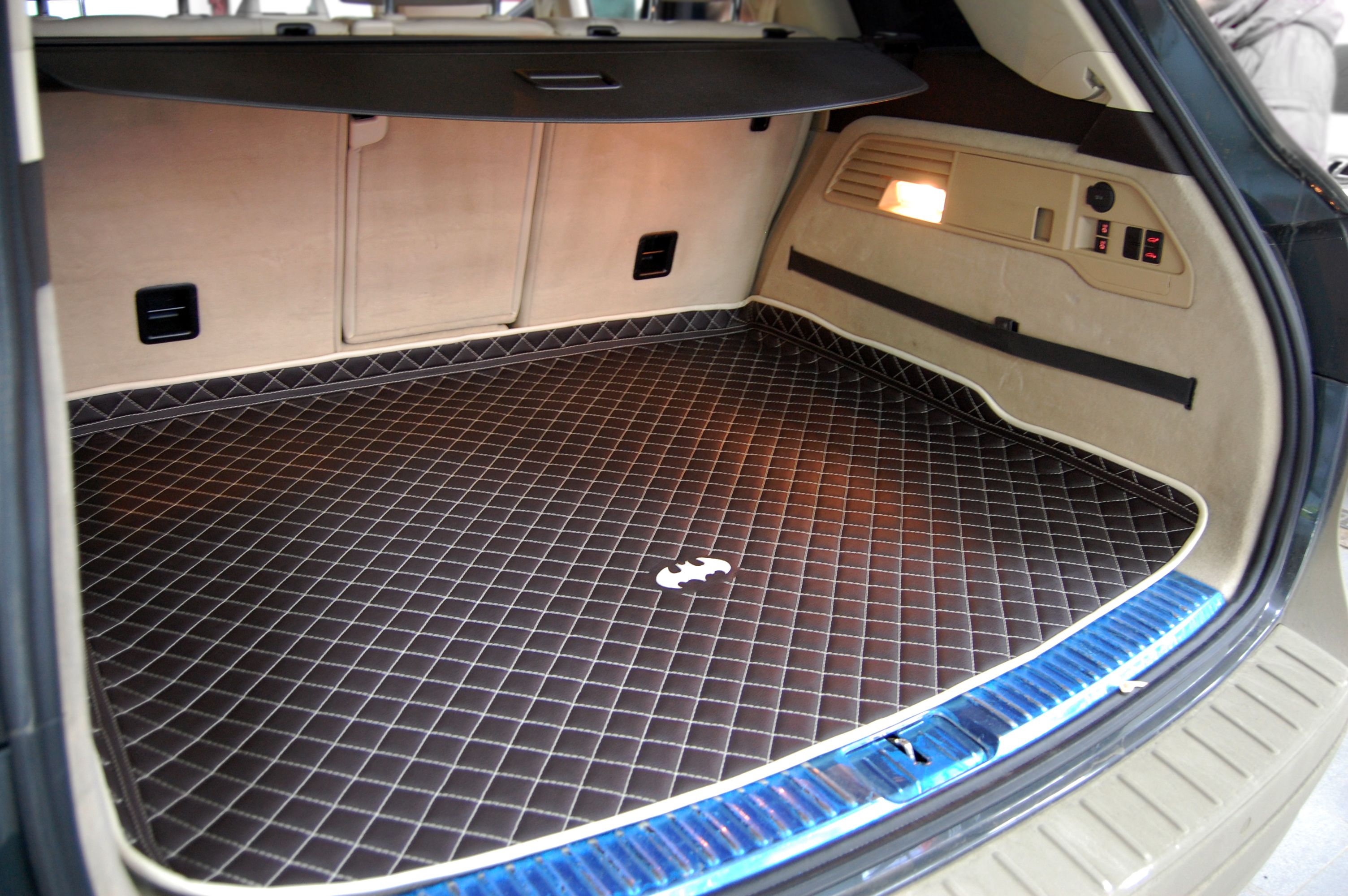 коврики Volkswagen Touareg DSC_6462.JPG
