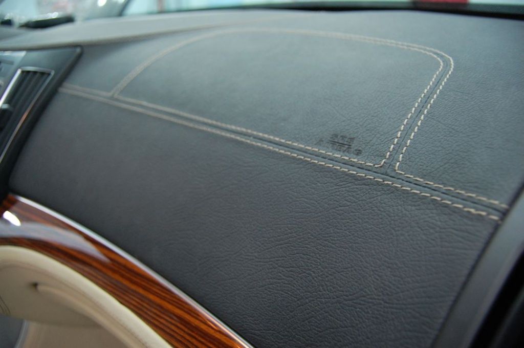 Перетяжка салона Hyundai Genesis Перетяжка салона Hyundai Genesis